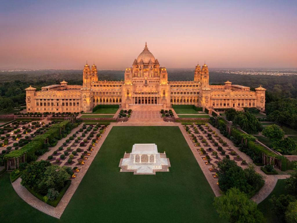Umaid Bhawan luxury hotel in Jodhpur